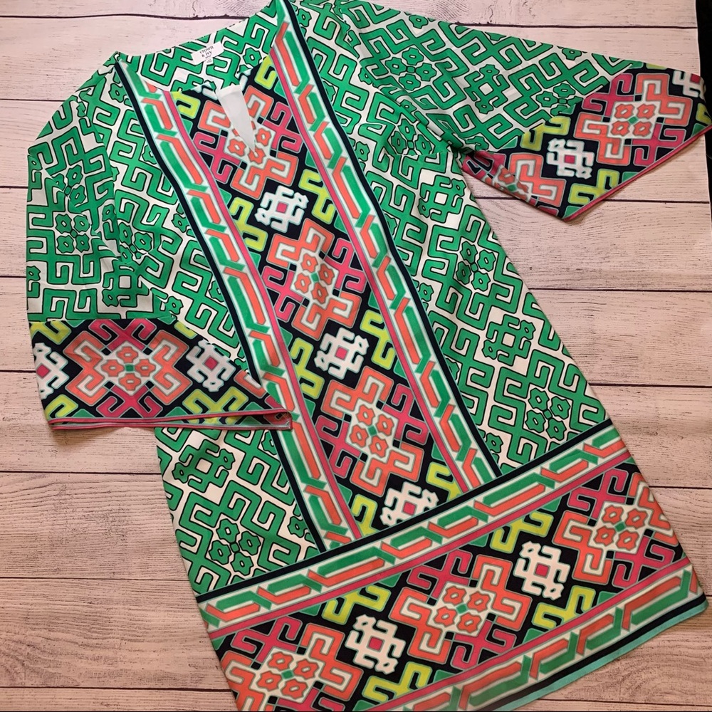 Crown & Ivy Geometric Print Dress Size 4 Petite